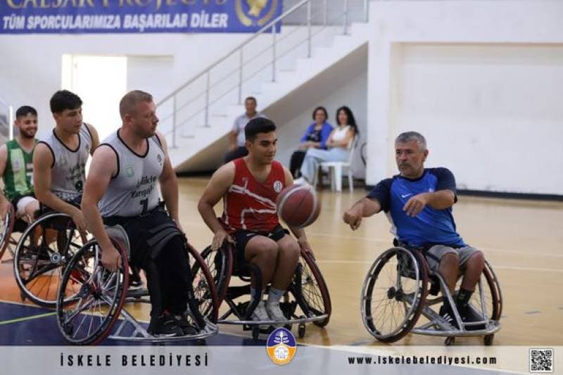 Galeri fotoğrafı 1