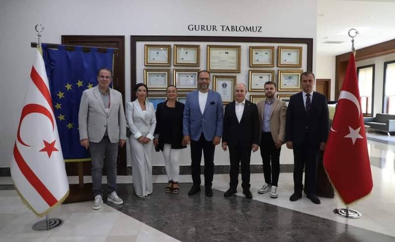Galeri fotoğrafı 2