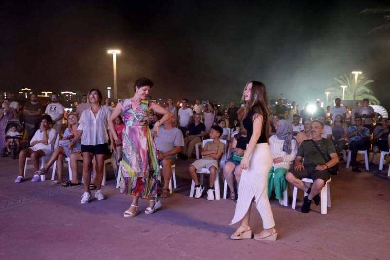 Galeri fotoğrafı 16