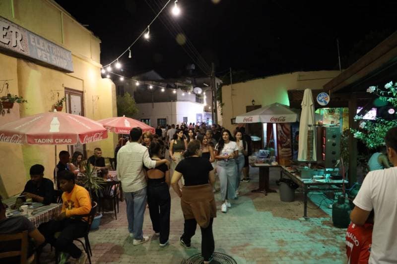 Galeri fotoğrafı 1