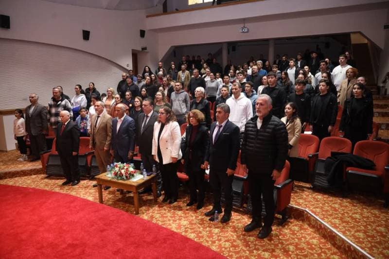 Galeri fotoğrafı 1