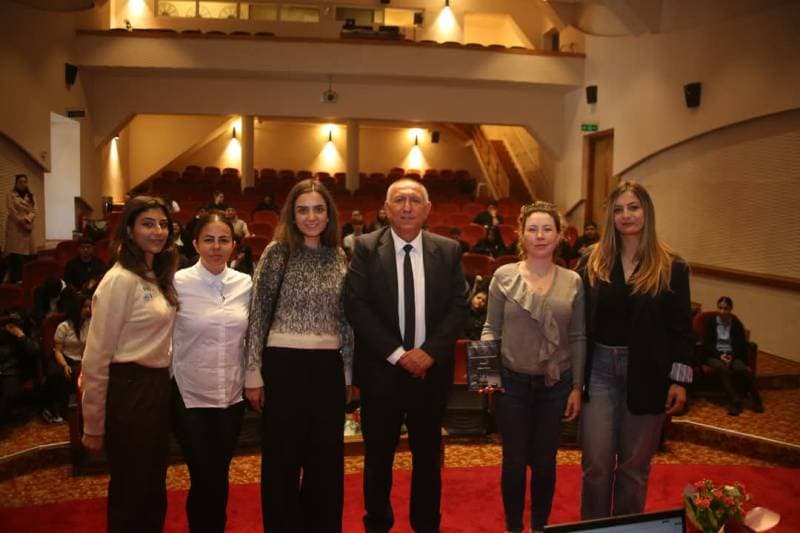 Galeri fotoğrafı 2