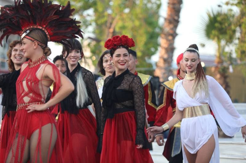 Galeri fotoğrafı 2