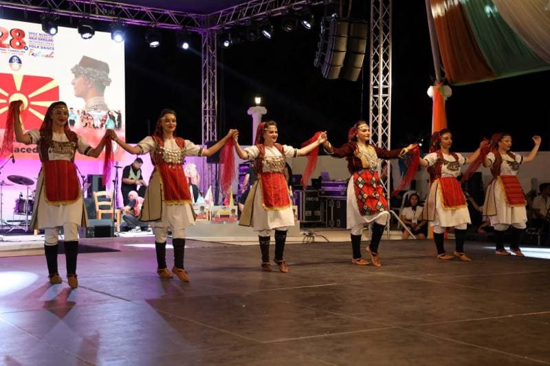 Galeri fotoğrafı 33