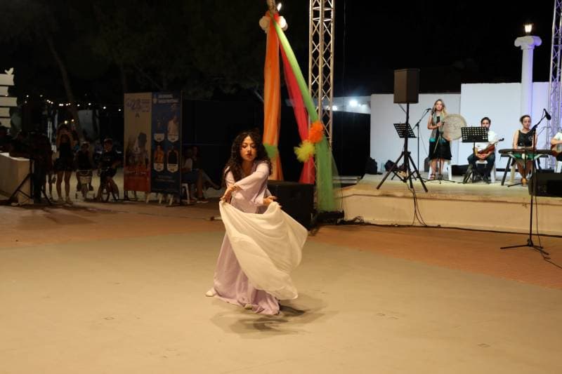 Galeri fotoğrafı 16