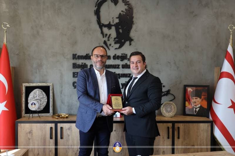 Galeri fotoğrafı 1