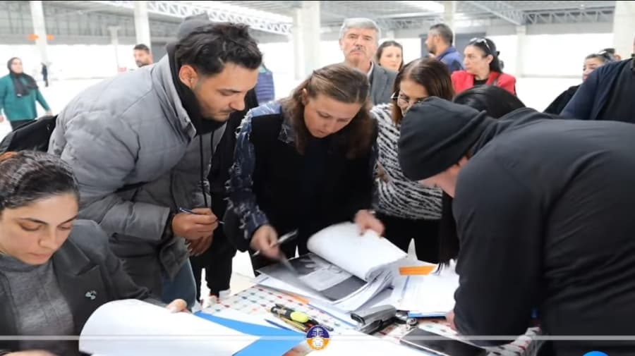 KAPALI PAZAR YERİ ESNAFININ YERLERİ BELİRLENDİ