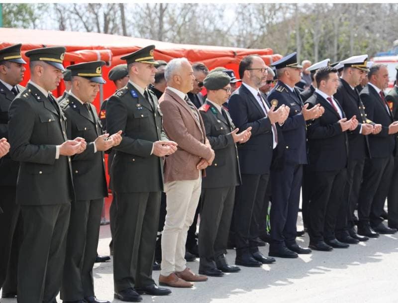 Galeri fotoğrafı 1