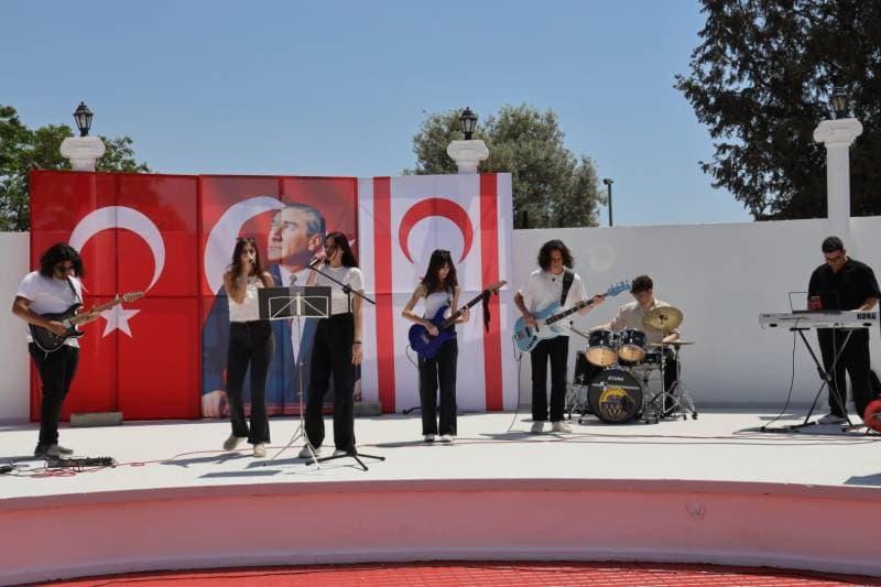 Galeri fotoğrafı 24